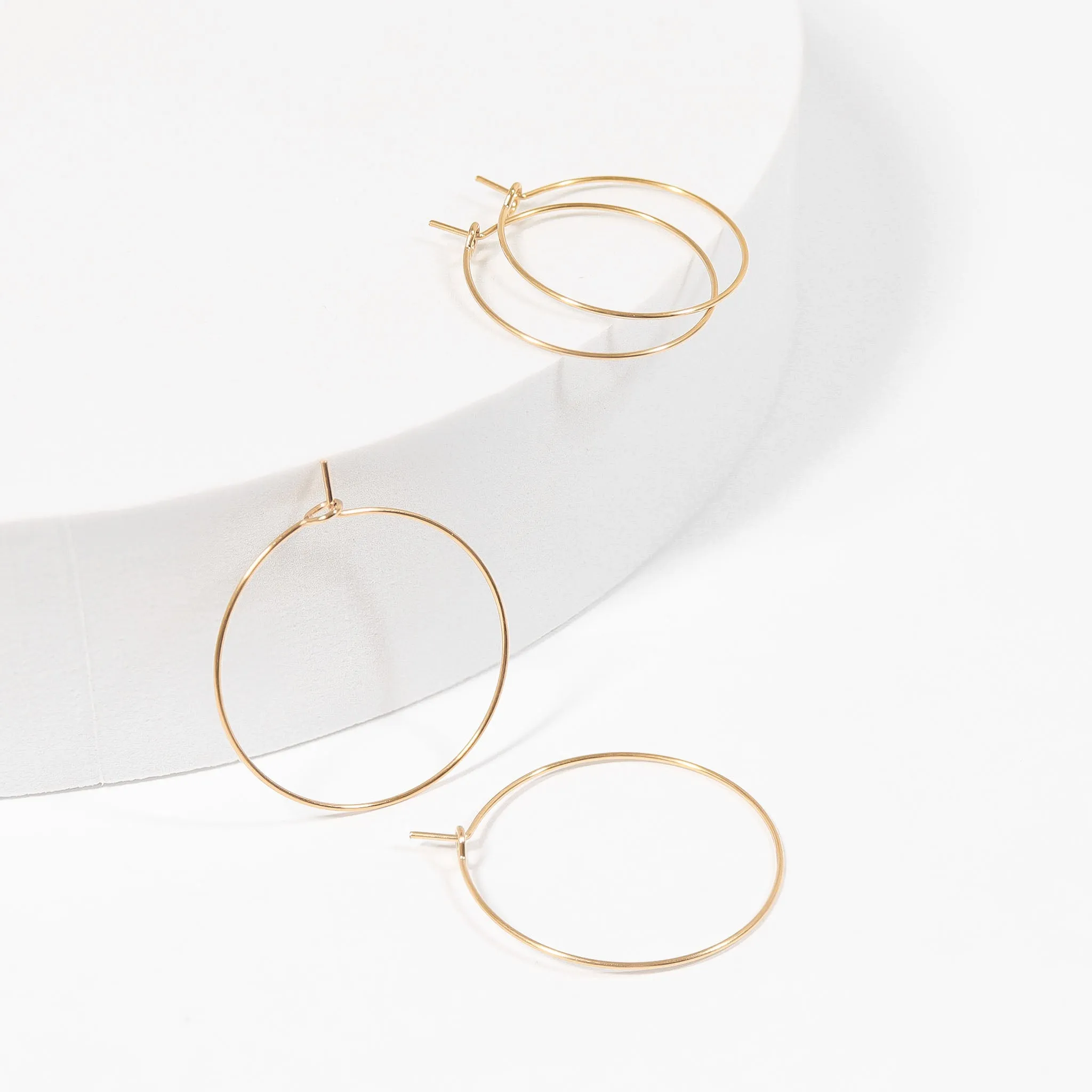 18K Gold PVD Stainless Steel Wire Hoop Earrings / ERJ0044