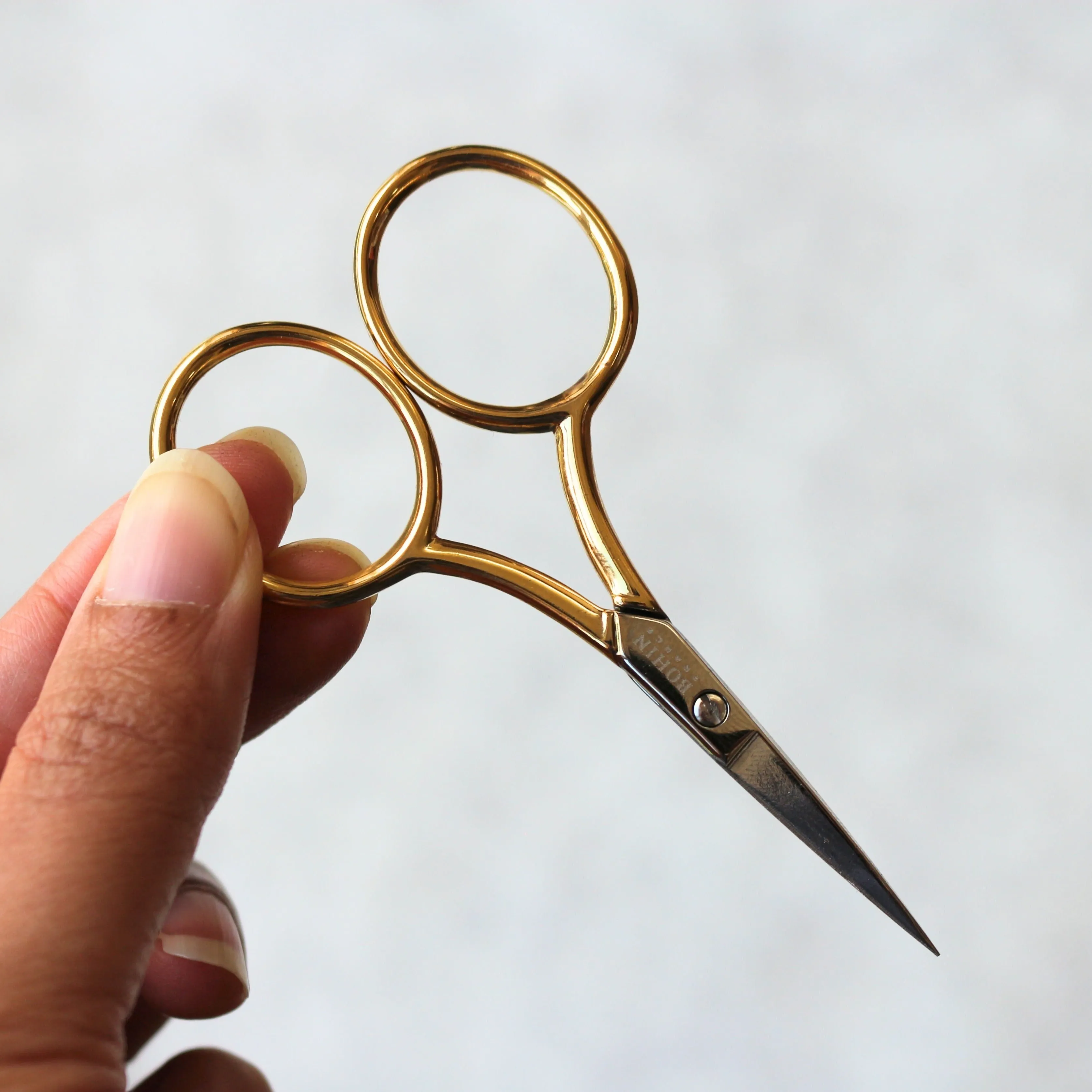 BOHIN Gold Extra Large Handles Embroidery Scissors