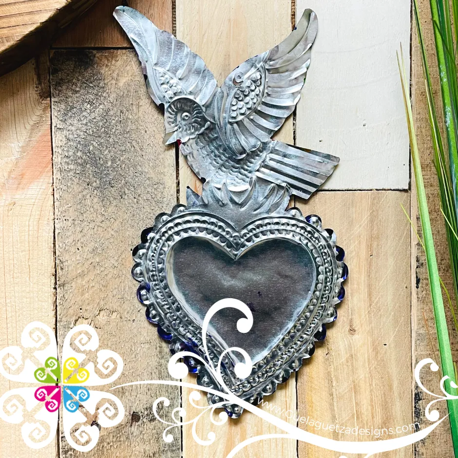 Medium Heart Magenta Blue Crown - Hojalata Wall Decor